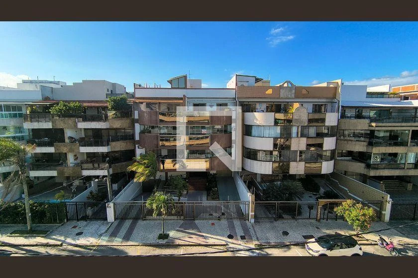 Apartamento com 3 suítes, 5 banheiros e 328 m² — photo 4