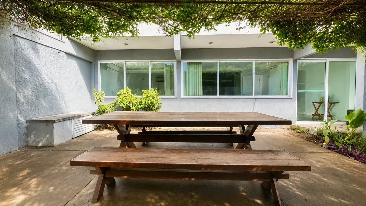 Unfurnished house with 5 bedrooms and 5 bathrooms, 266 m² — photo 13