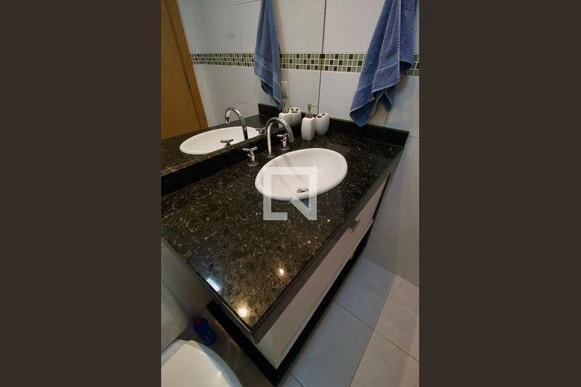 Робоче місце та 2 спальні: квартира 71 м² — photo 24