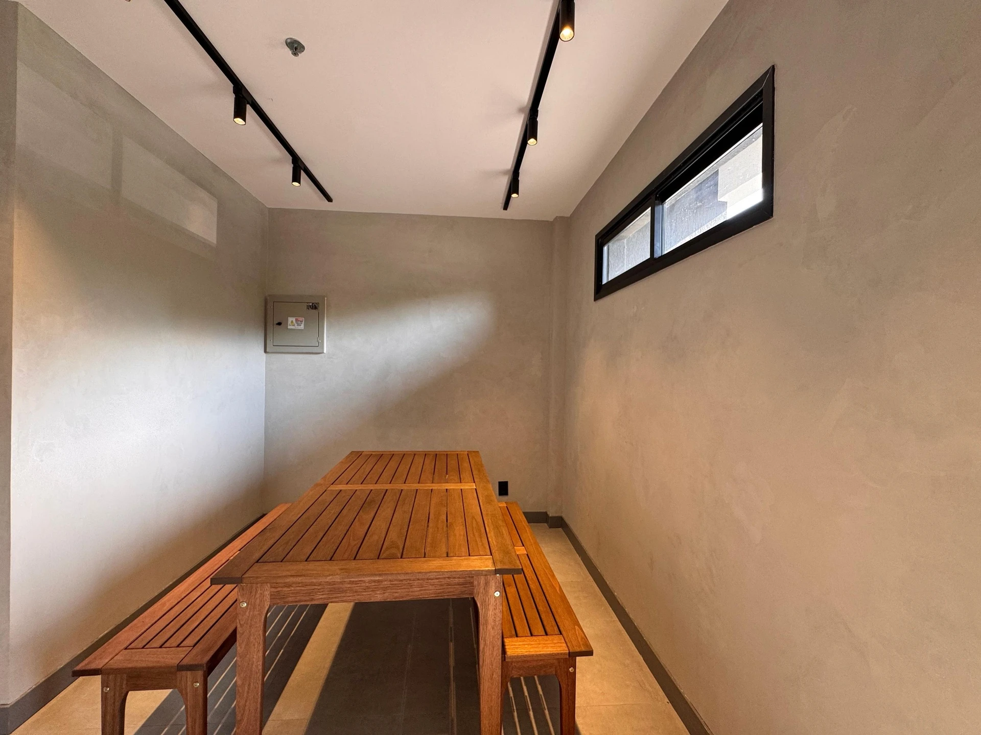 Apartamento amueblado de 3 dormitorios con balcón — photo 6