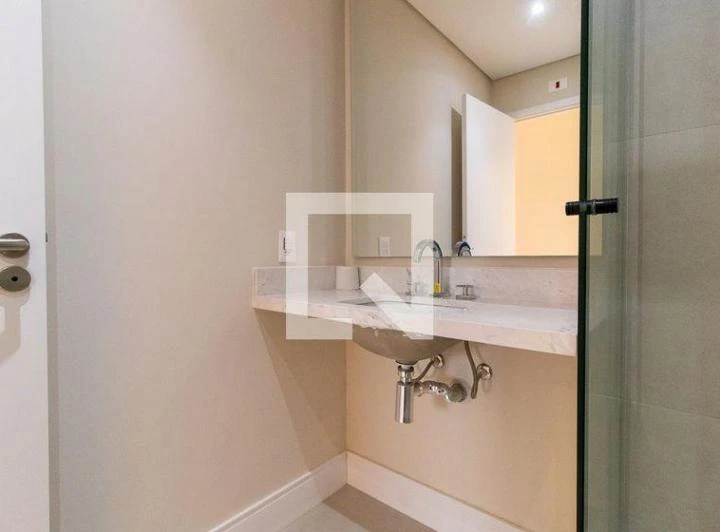 79 m² apartment with 2 bedrooms and open-plan kitchen — photo 3