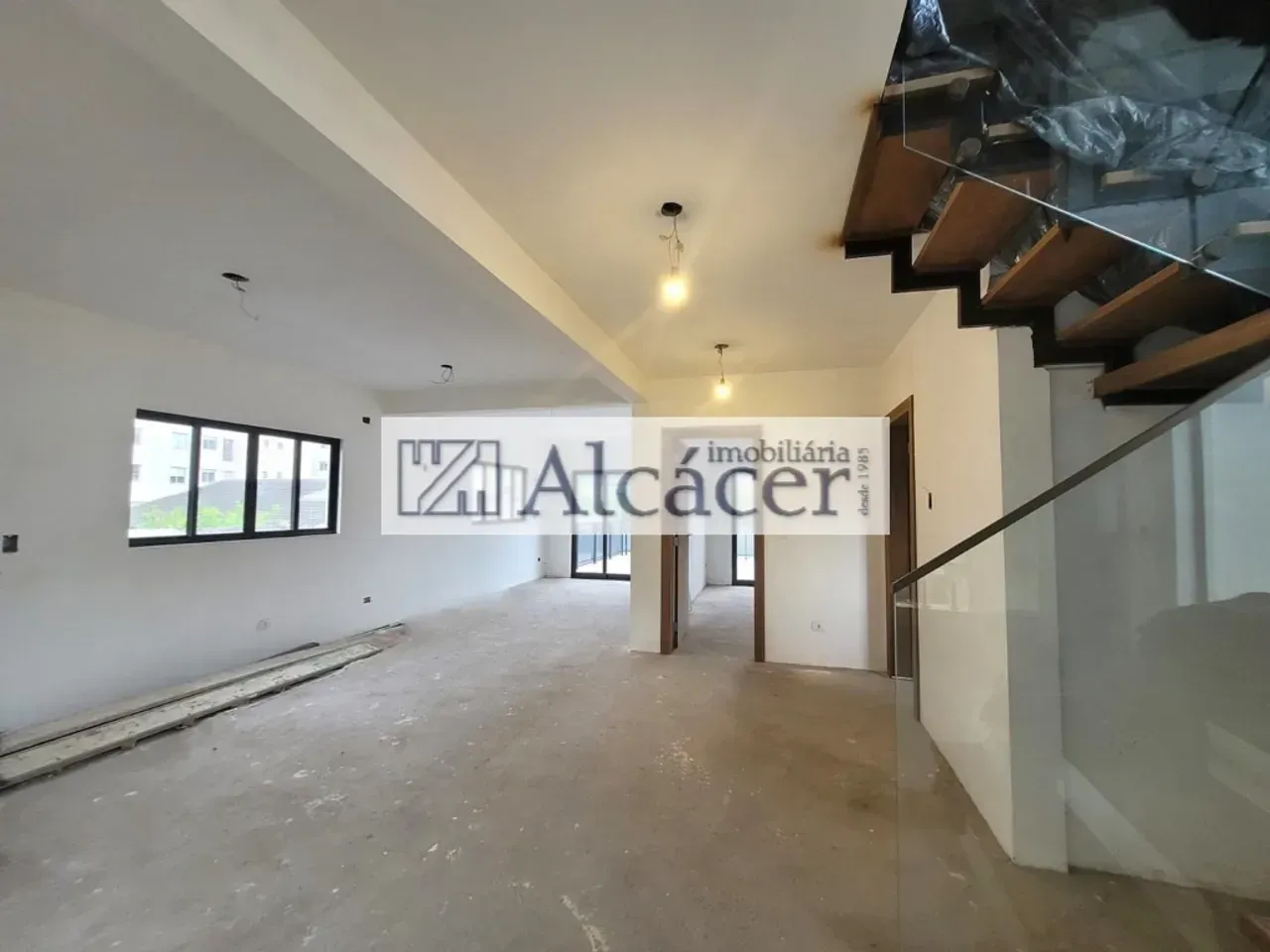 4-suite house 510 m² with laundry area and private garden — photo 11