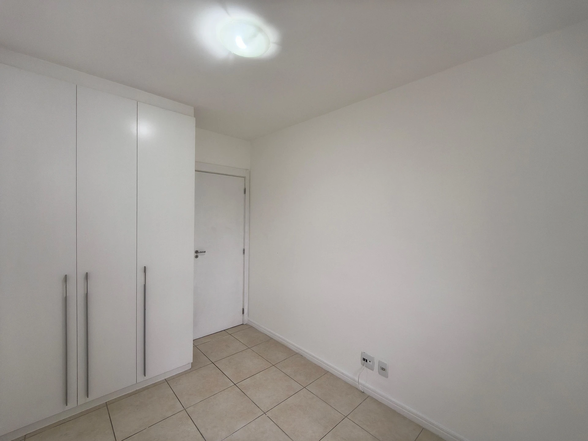 Apartamento de aluguel com 2 quartos e varanda — photo 24
