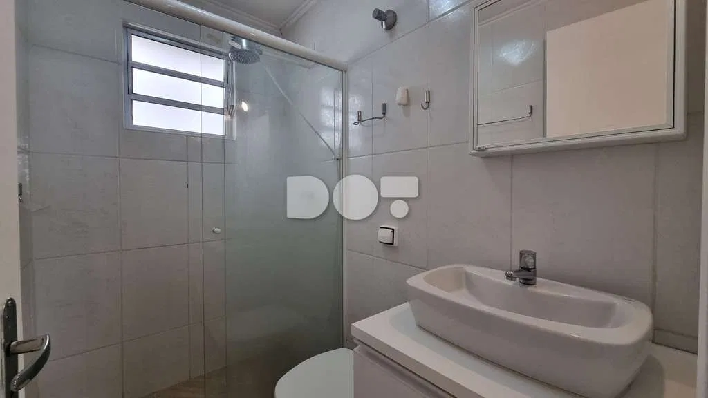 Wood or laminate floors in a 3-bedroom house, 70 m² — photo 8