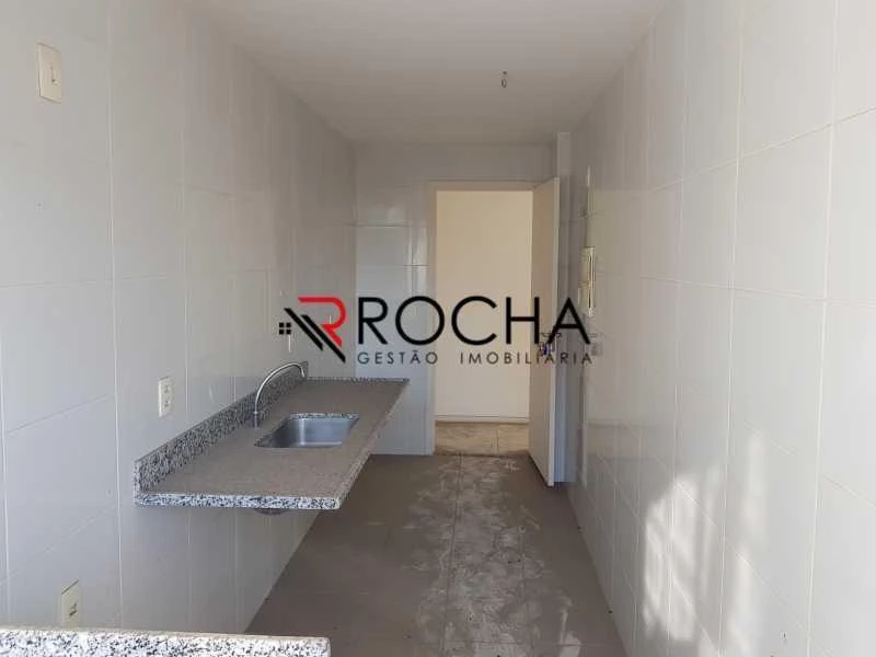 2-bedroom apartment with an en-suite and gas stove — photo 13