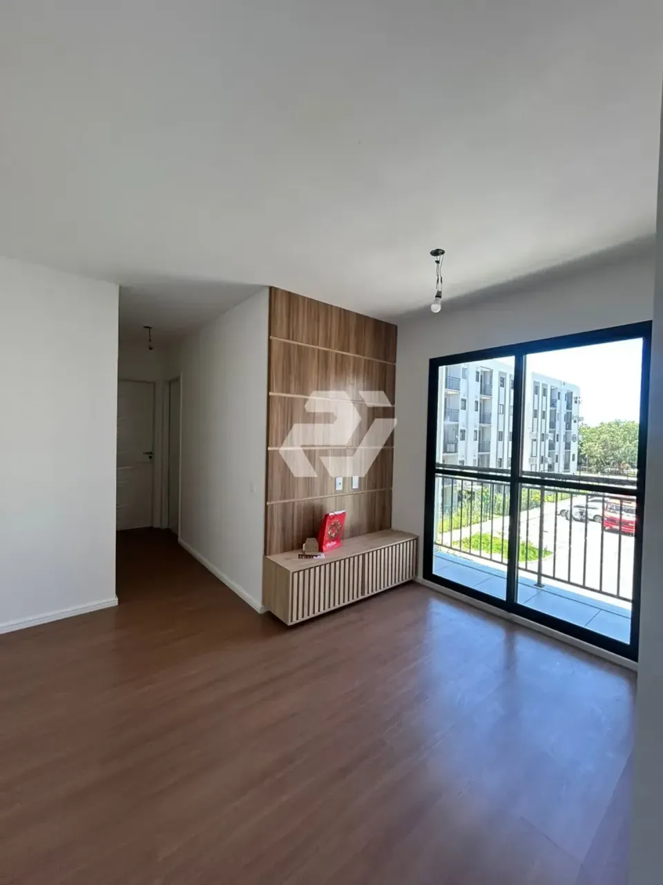 Apartment with an open-plan kitchen and 2 bedrooms — photo 6