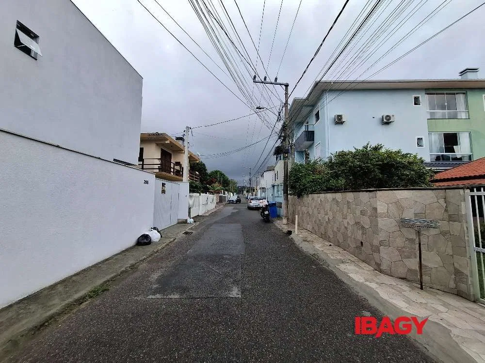 Apartment, 74 m², with a private BBQ — photo 23