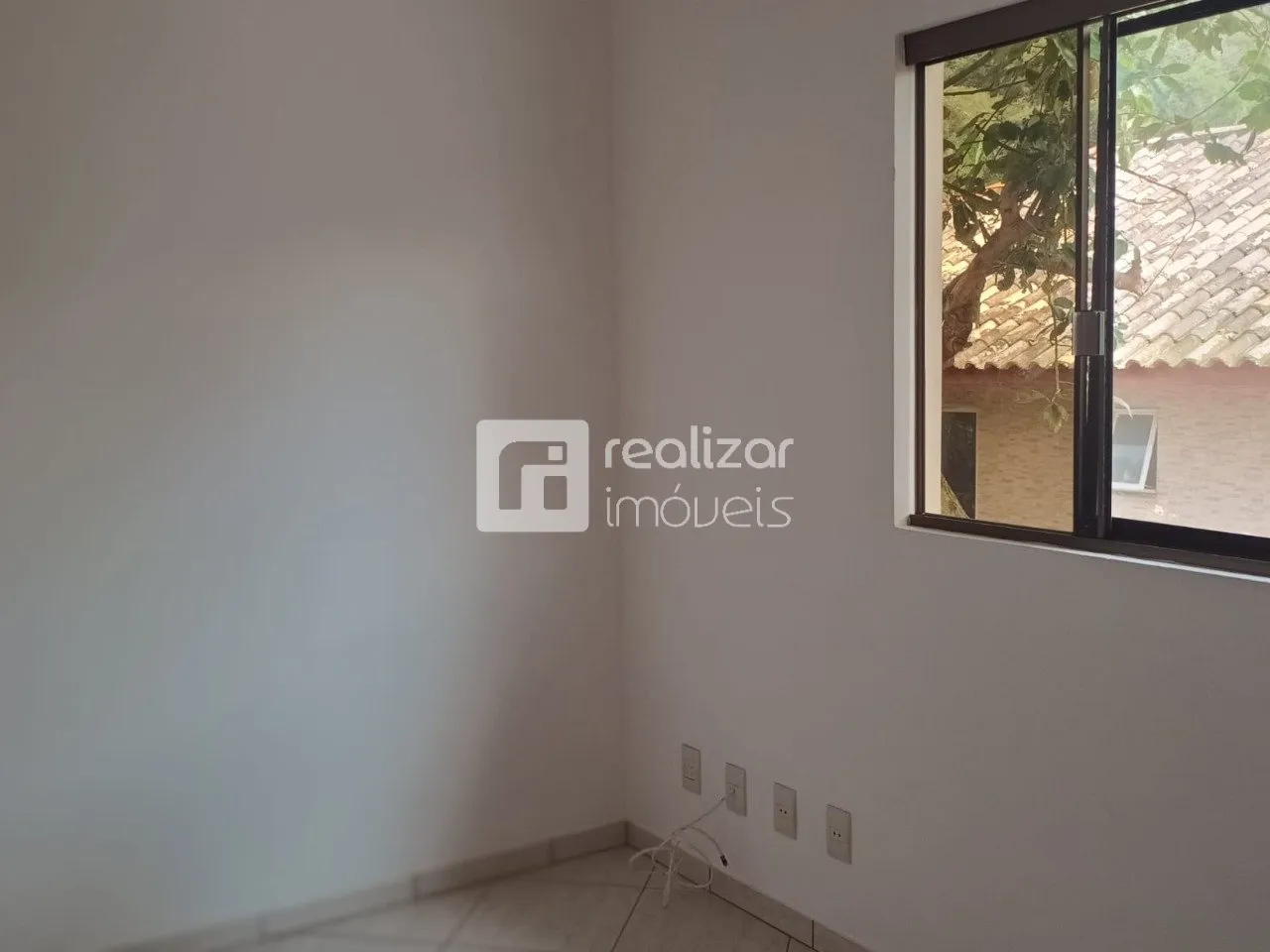 House with 2 bedrooms and a private garden on 400 m² — photo 3