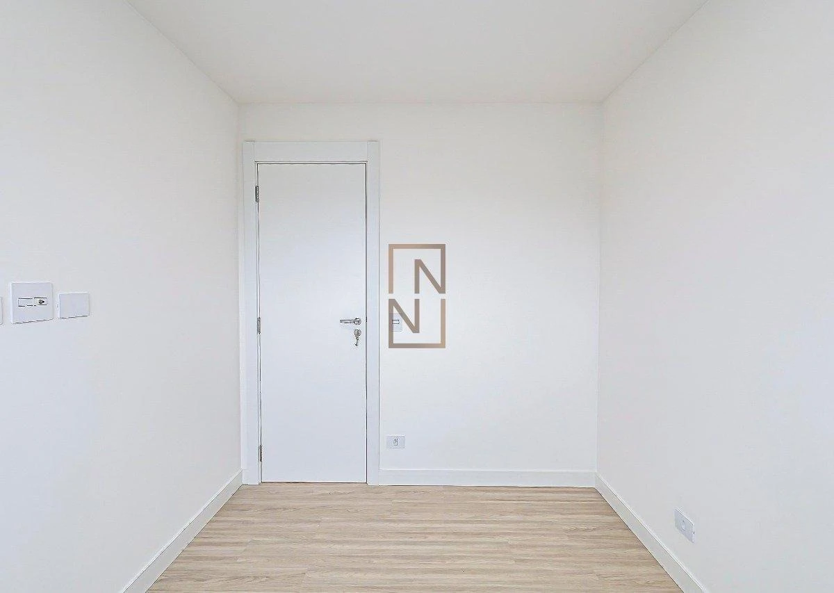 Furnished apartment, 92 m², with a grill on the balcony — photo 21