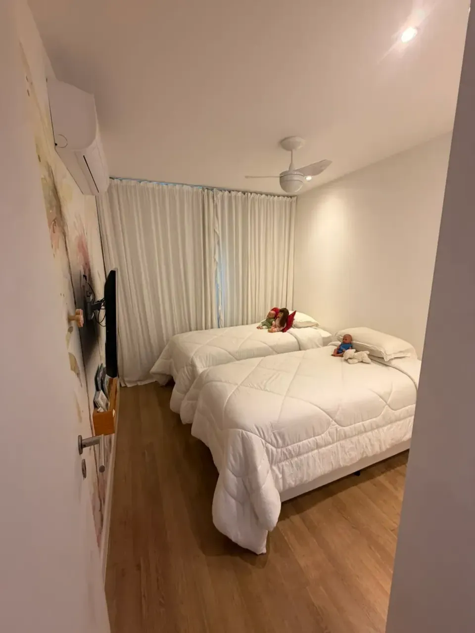 Furnished 115 m² apartment with 3 bedrooms and 3 baths — photo 15