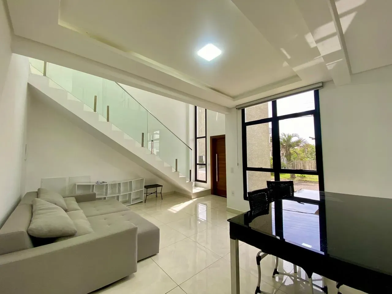 240 m² house with a garden and a bathtub — photo 12
