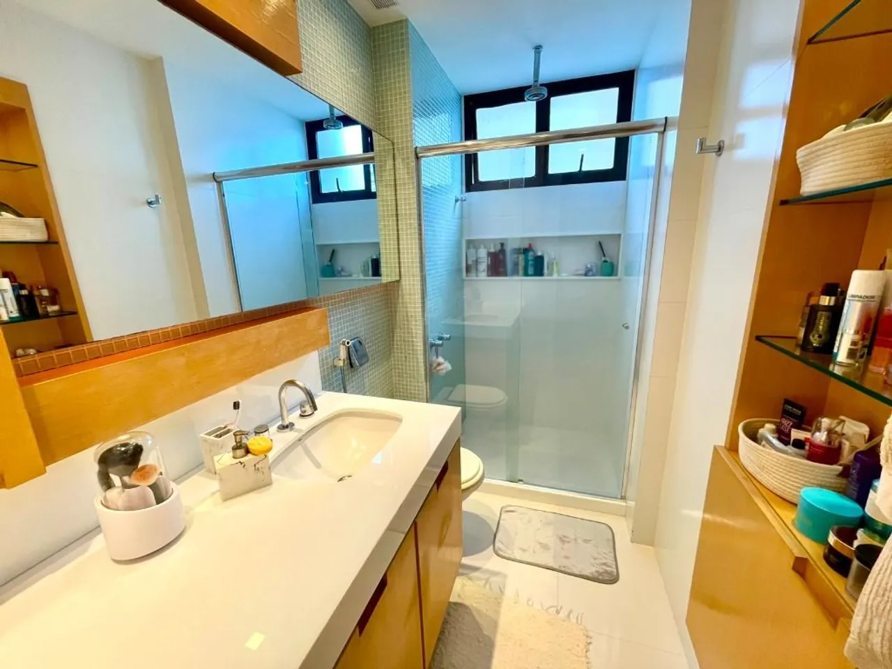 168 m² apartment with an open-plan kitchen and 3 bedrooms — photo 16