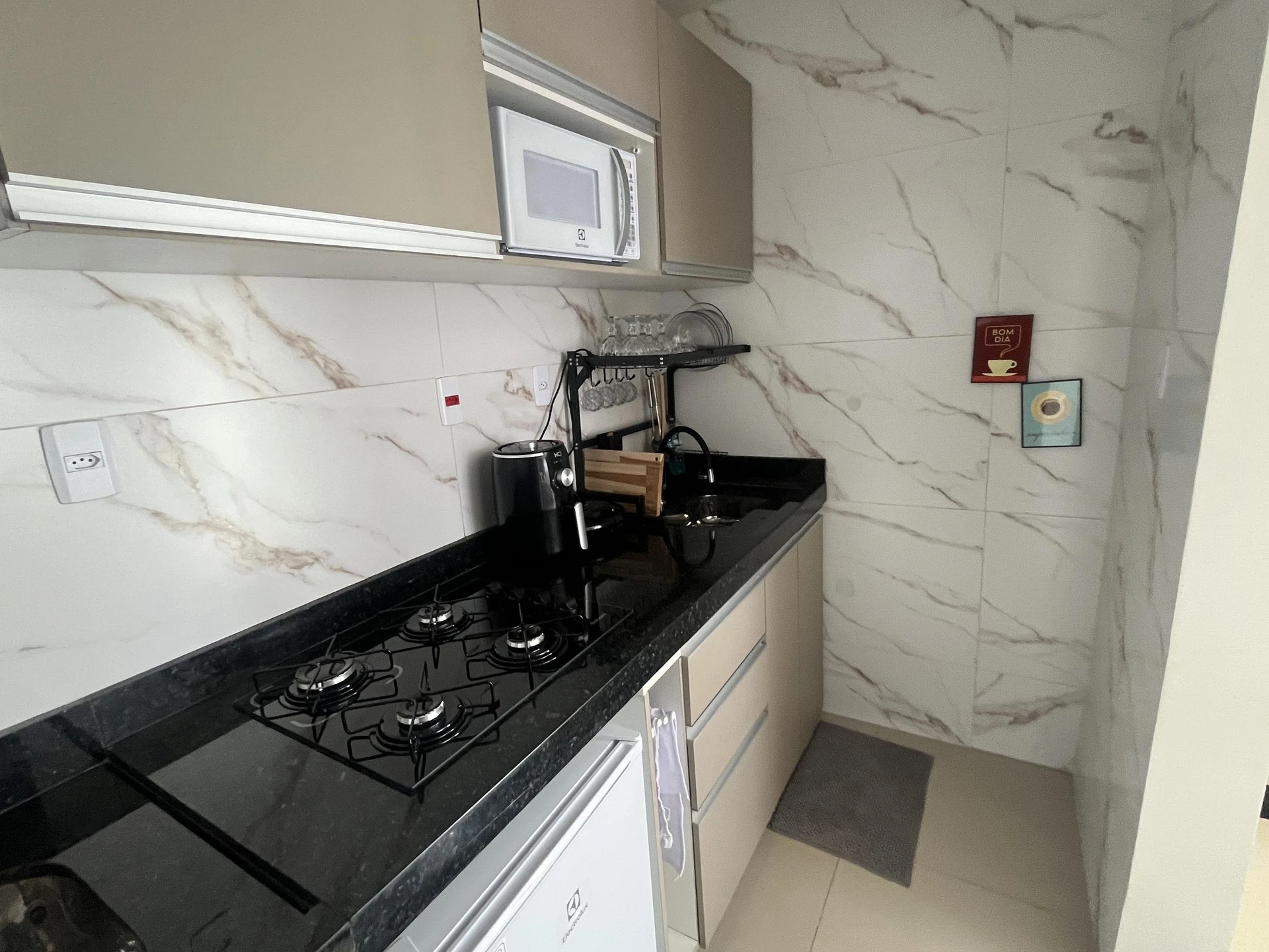 Furnished studio, 30 m², with a washing machine — photo 4