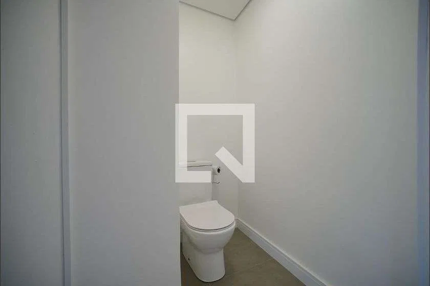 2-bedroom apartment with a washing machine — photo 4
