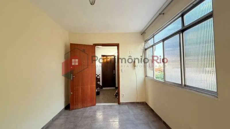 1-bedroom apartment with a separate kitchen — photo 9