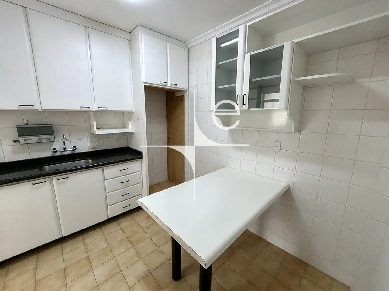 Apartamento de 2 quartos com closet, Centro — photo 2