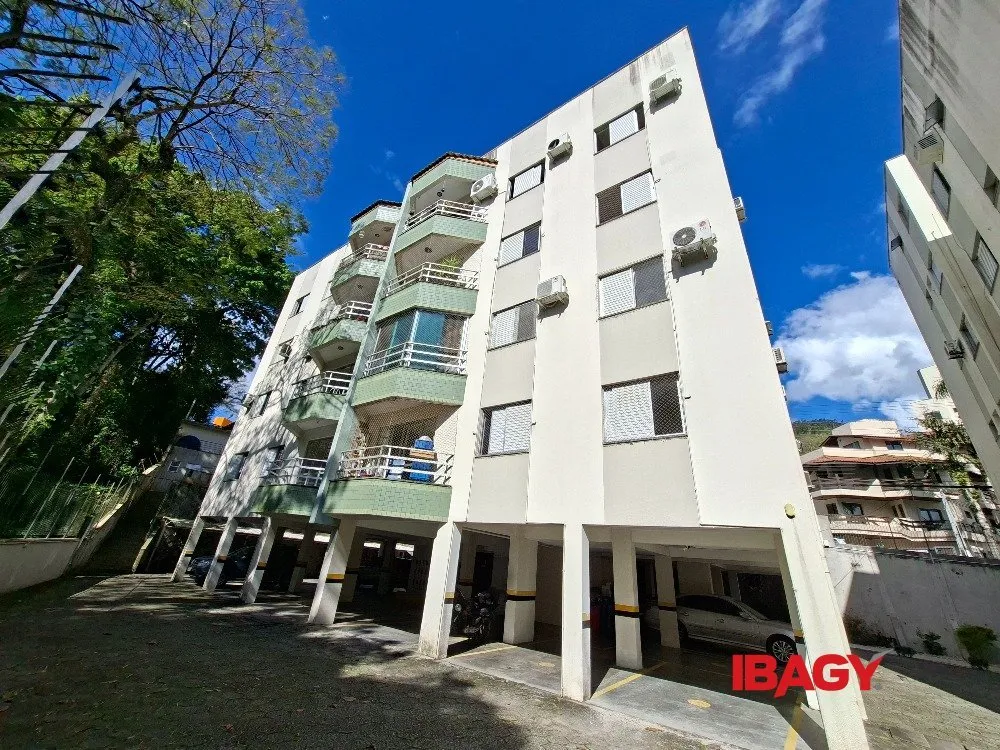 Unfurnished apartment with 2 bedrooms and 62 m² — photo 8
