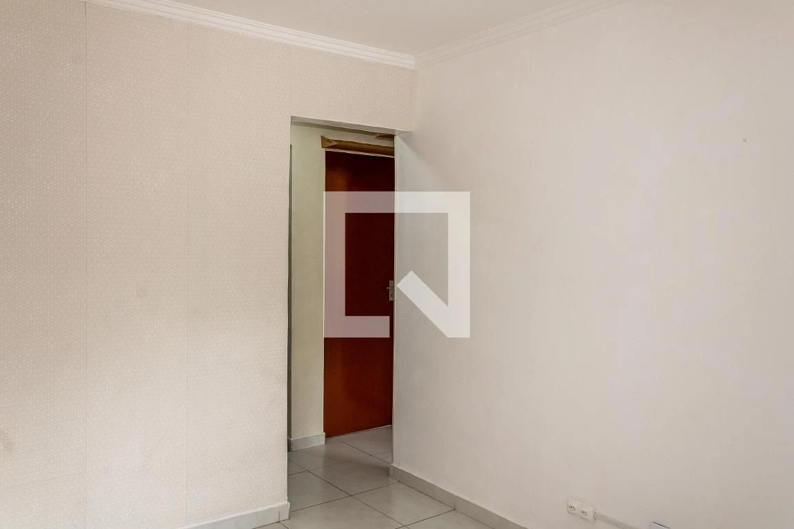 Home office in a 2-bedroom apartment, 43 m² — photo 30