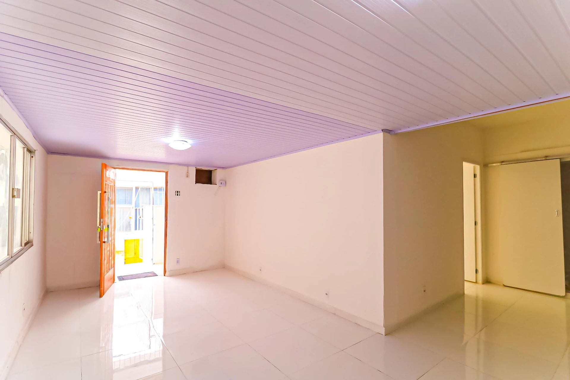 2-bedroom apartment with a gas stove — photo 7