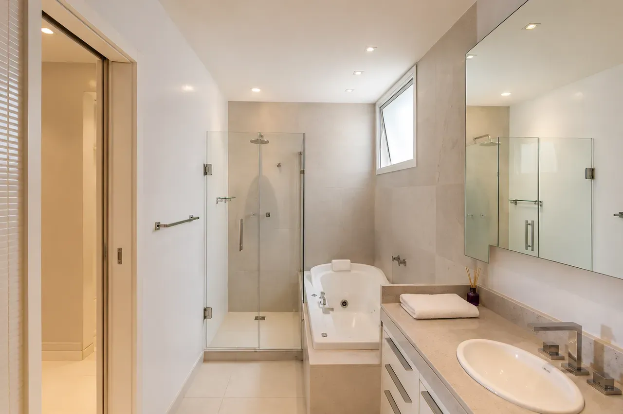 Apartamento mobiliado de 575 m² com 4 quartos — photo 30
