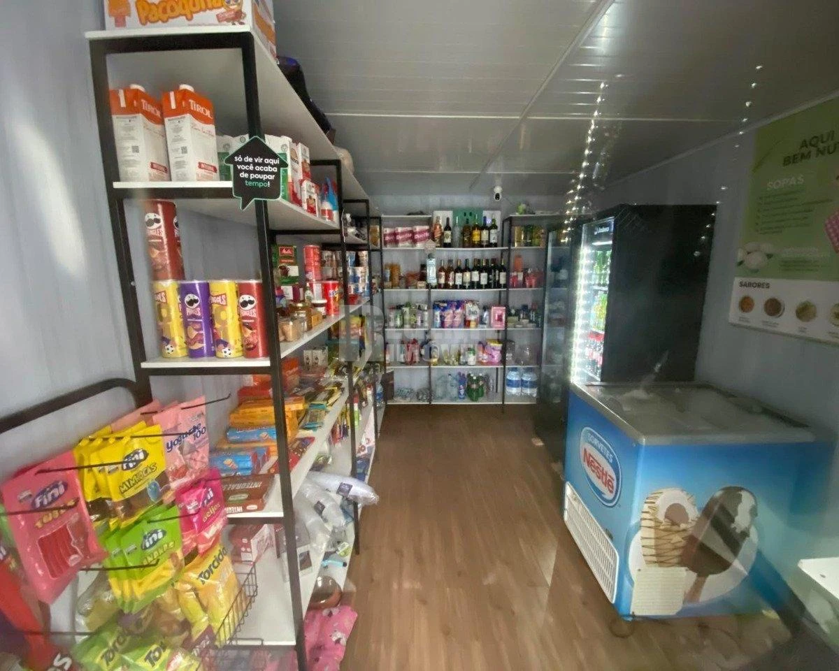 2-bedroom apartment in a building with a gym — photo 13