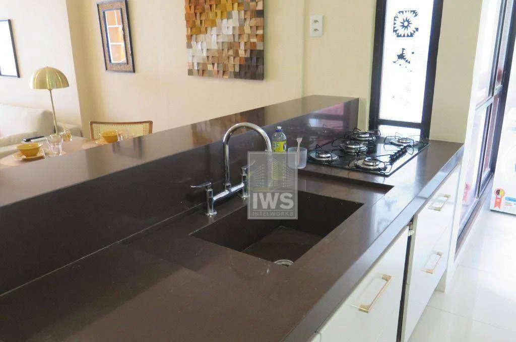 Furnished 94 m² apartment with 2 bedrooms and suite — photo 5
