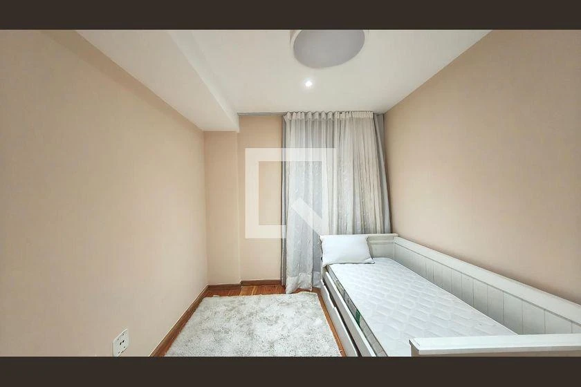 Washing machine in a 4-bedroom apartment, 205 m² — photo 28