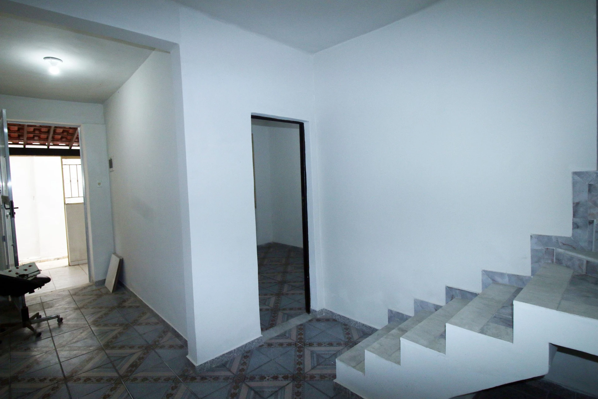 Rental house with 3 en-suite bedrooms and 4 bathrooms — photo 40