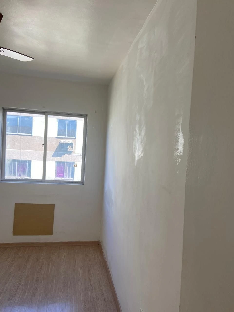Unfurnished 2-bedroom apartment with a separate kitchen — photo 16