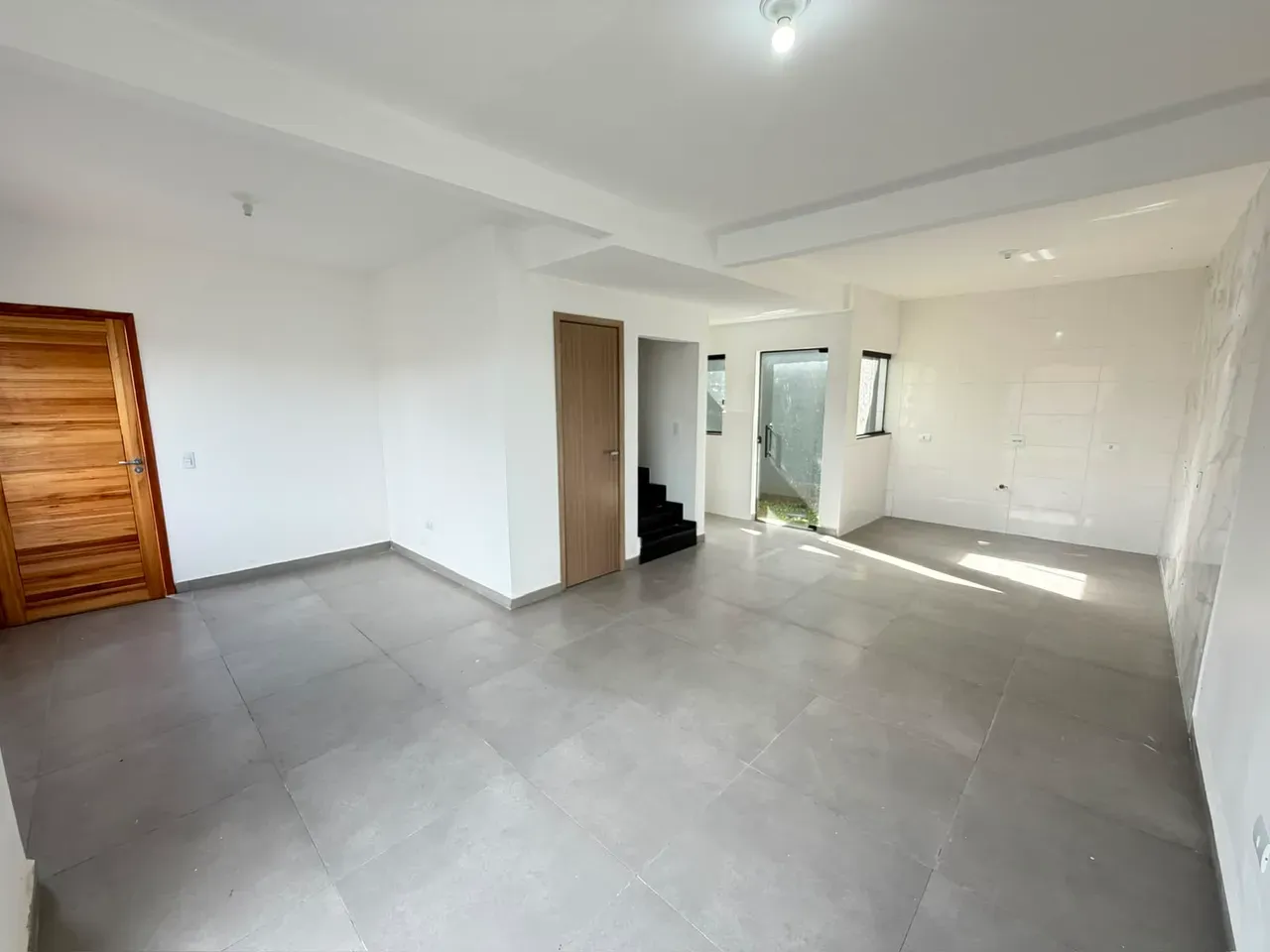 Дом: 3 спальни, 1 со своей ванной, 94 м², Куритиба