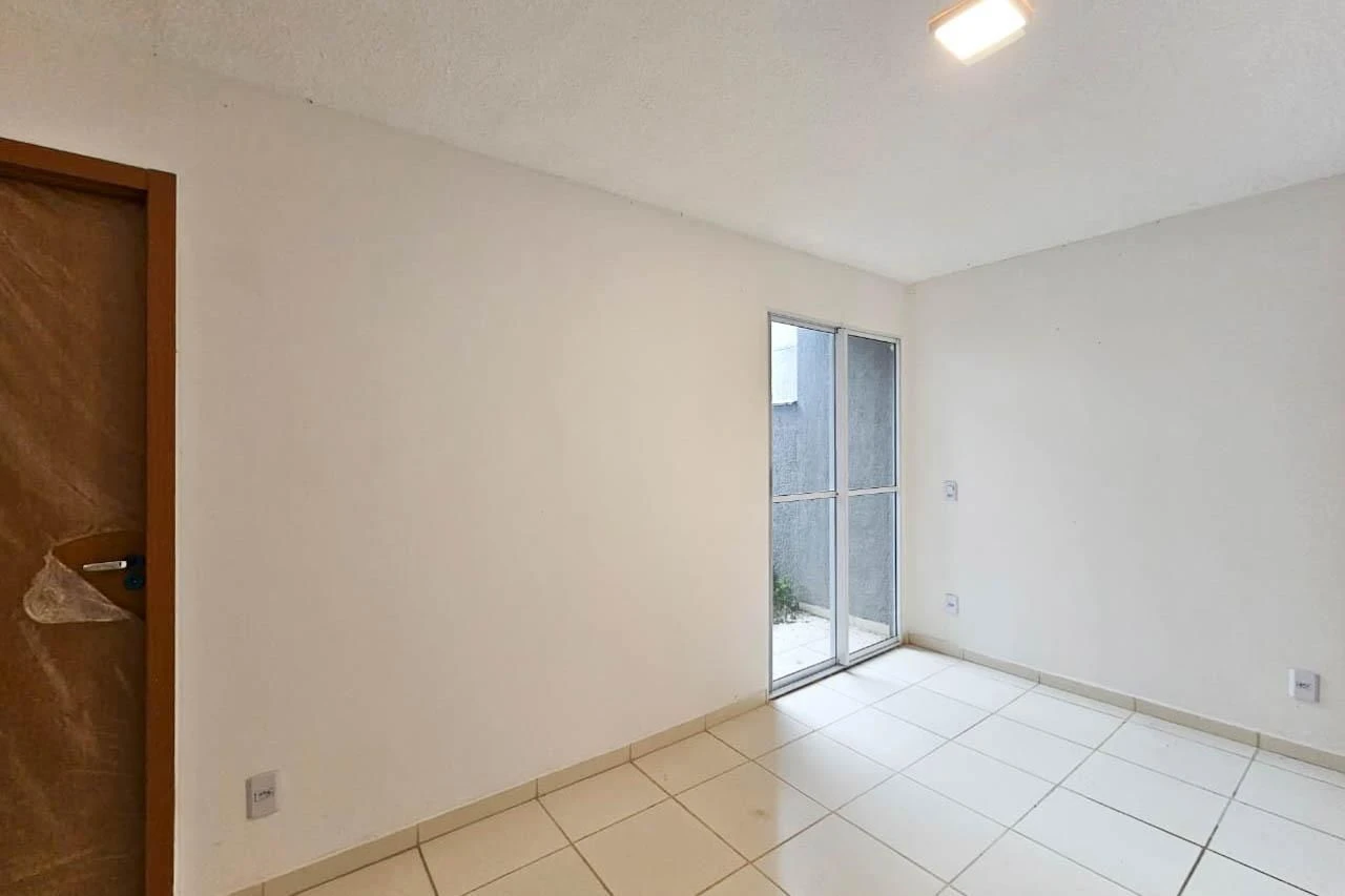 Apartamento de 2 quartos em condomínio com piscina — photo 40