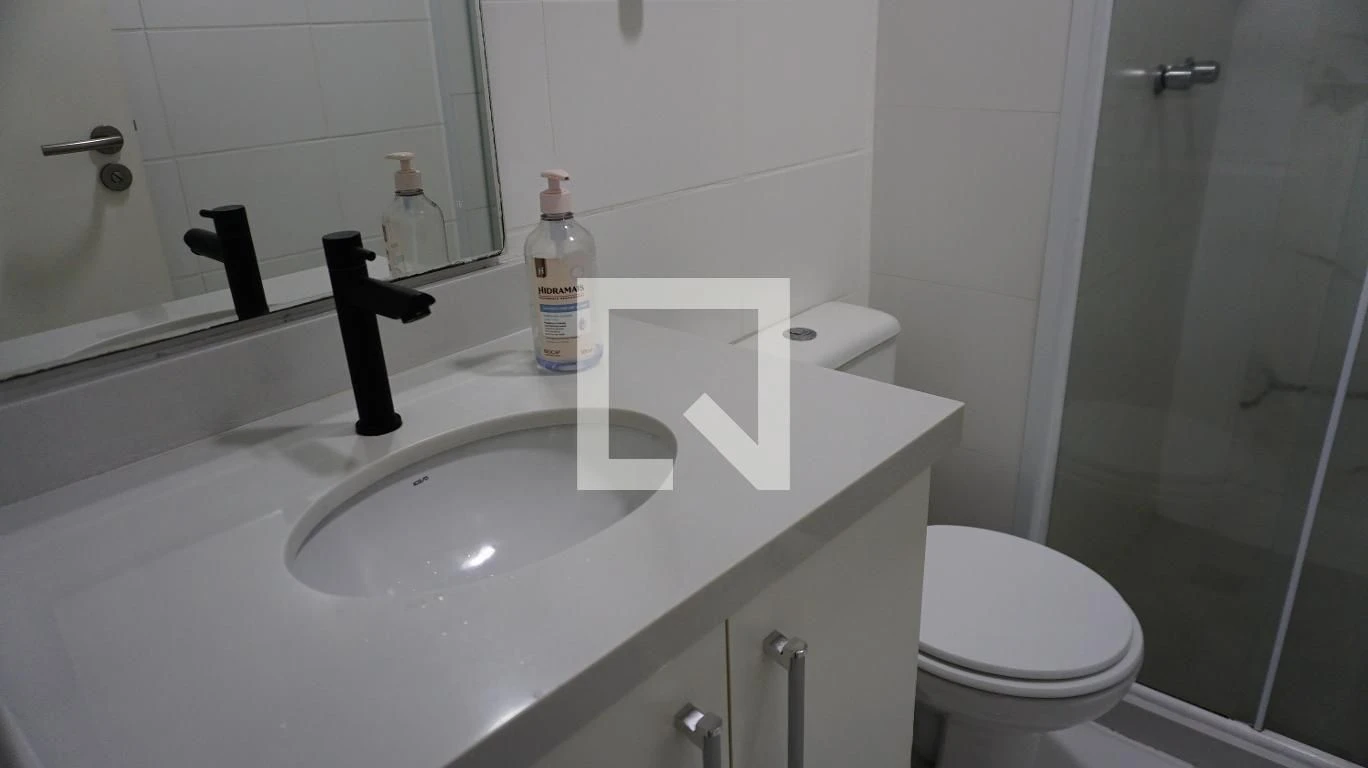 2-bedroom apartment with a washing machine — photo 16