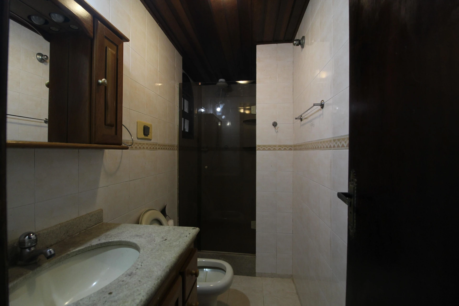 House with 2 bedrooms, private garden and balcony — photo 16