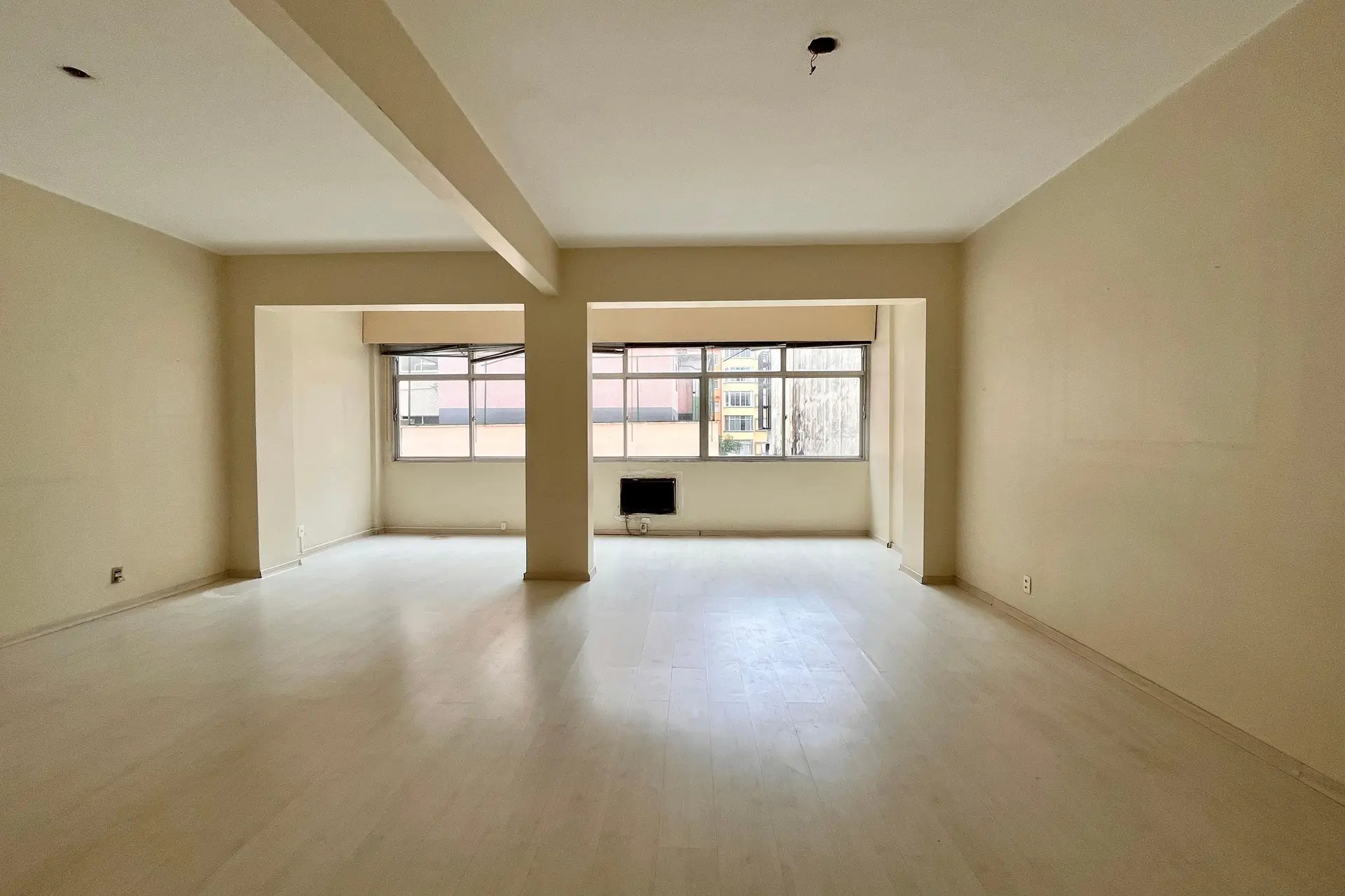 Apartment, 159 m², with a home office — photo 32