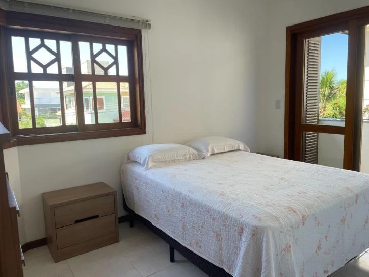 Casa de 5 dormitorios con balcón gourmet — photo 22