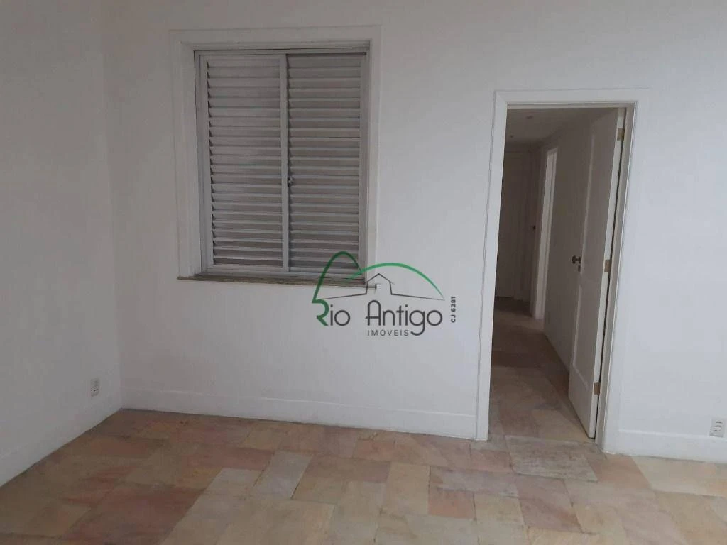 Home office in a 3-bedroom apartment, 110 m² — photo 22