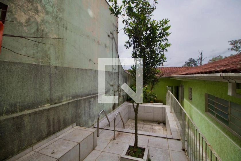 360 m² house with a washing machine and a home office — photo 18