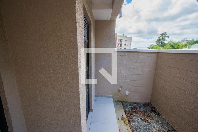 3-bedroom apartment with a grill on the balcony in Curitiba — photo 26