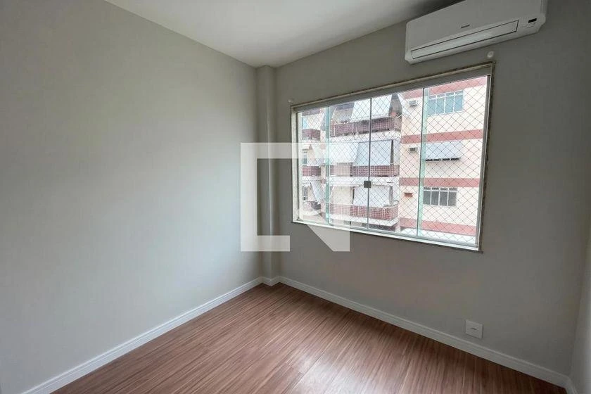 Деревянный пол или ламинат и 3 спальни: квартира 90 м² — photo 7