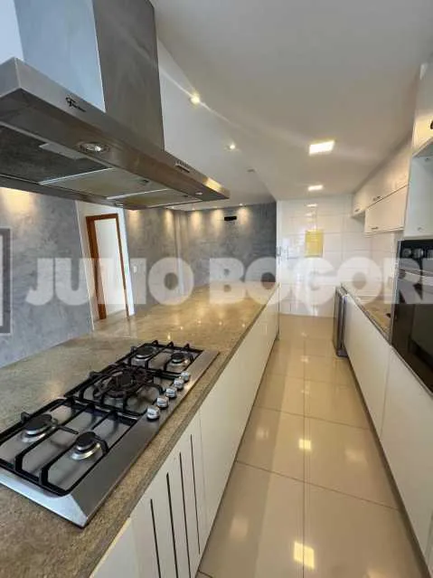 Apartamento de 4 quartos em condomínio com piscina coberta — photo 20