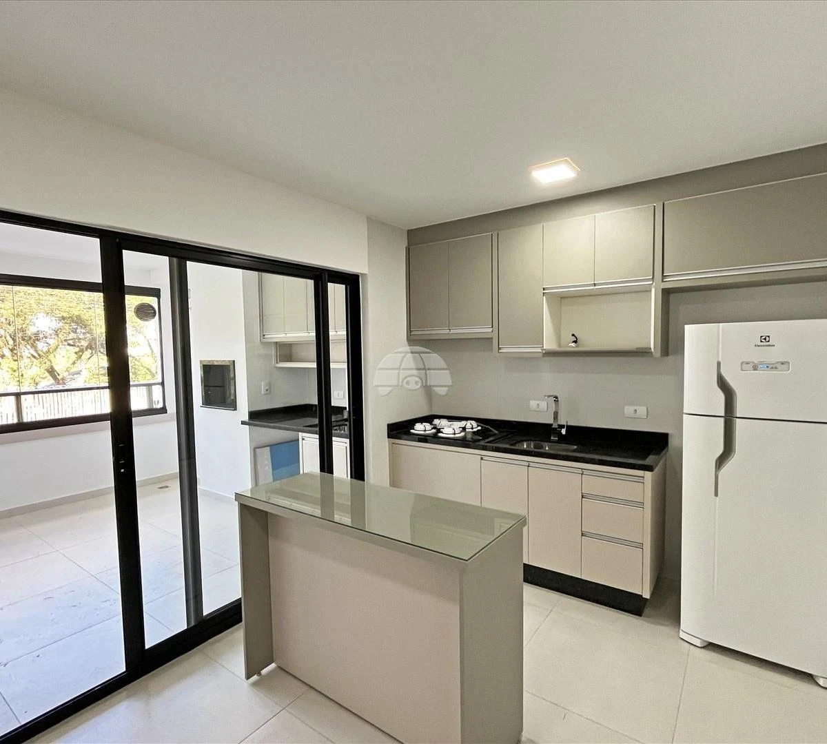 Furnished 60 m² apartment with 2 bedrooms — photo 4