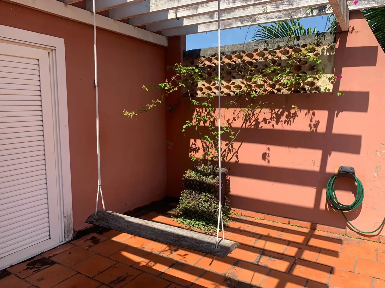 Casa com 4 dormitórios e 5 banheiros, com 3 vagas — photo 6