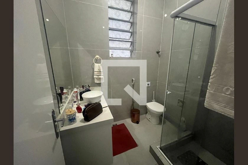 80 m² house with a walk-in closet and a home office — photo 27