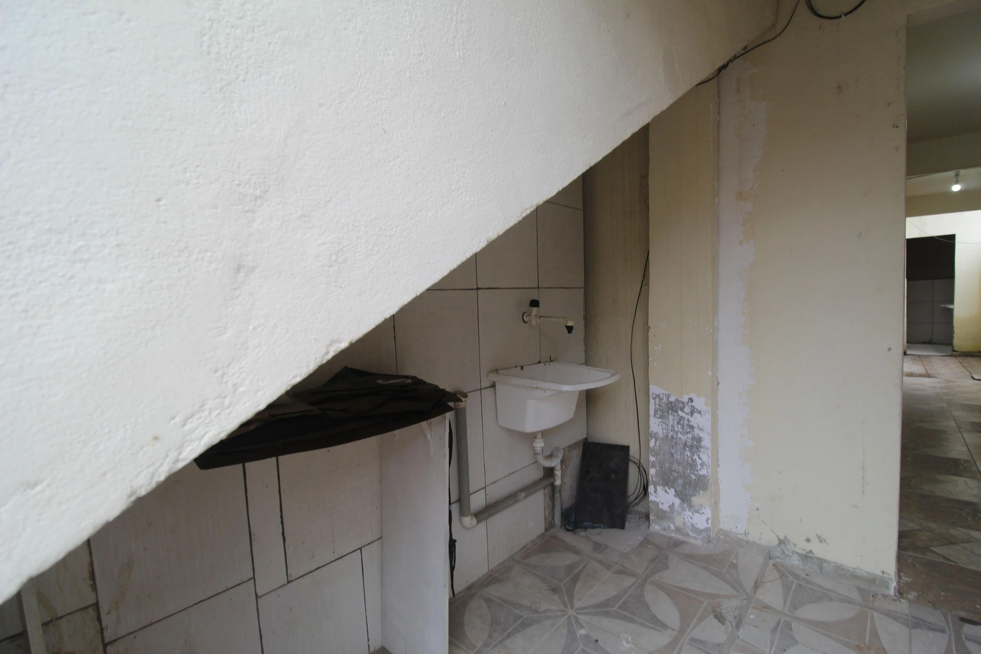 Kitnet sin amueblar con 1 suite y 1 baño — photo 9