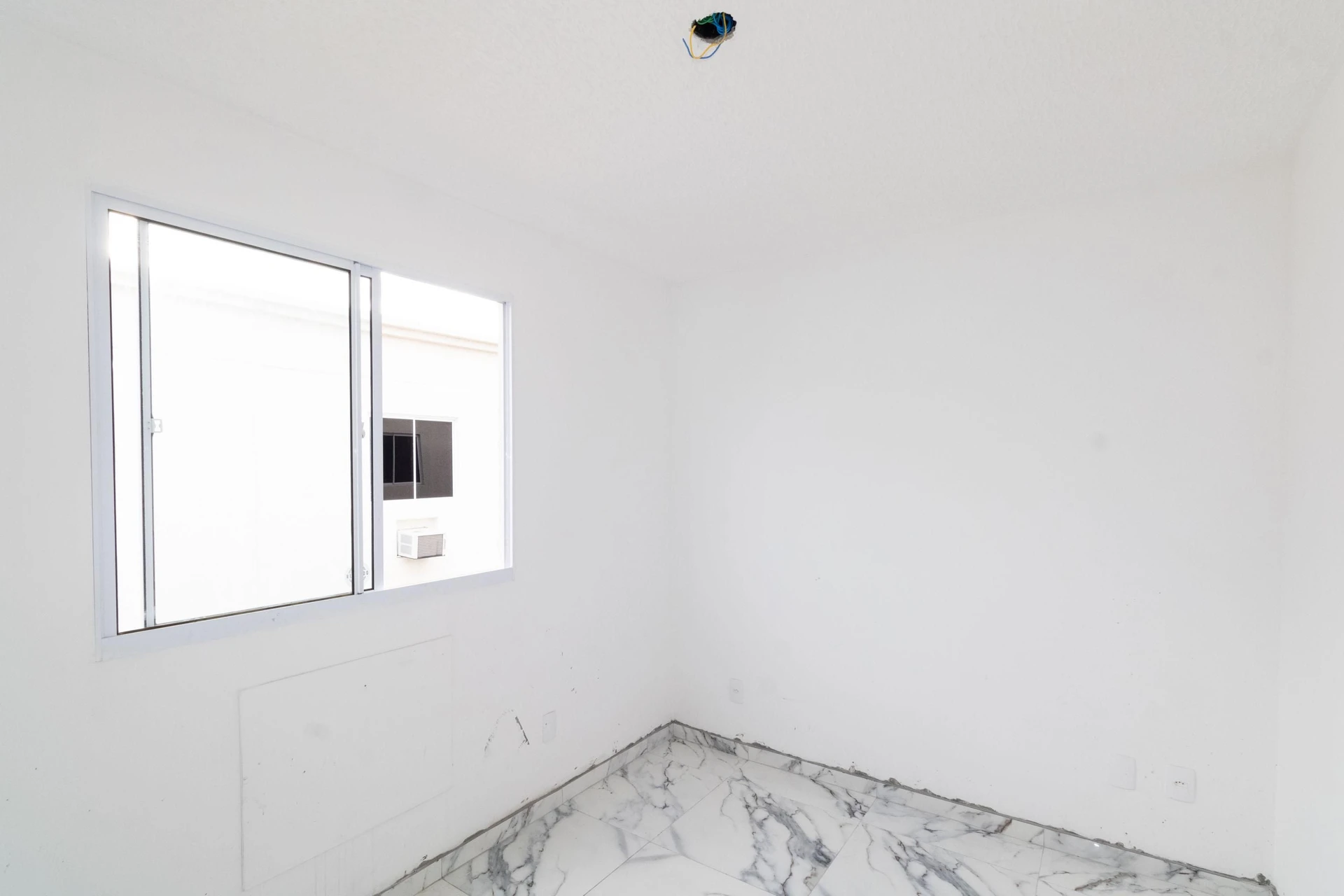 Unfurnished apartment with 2 bedrooms and 1 parking spot — photo 29