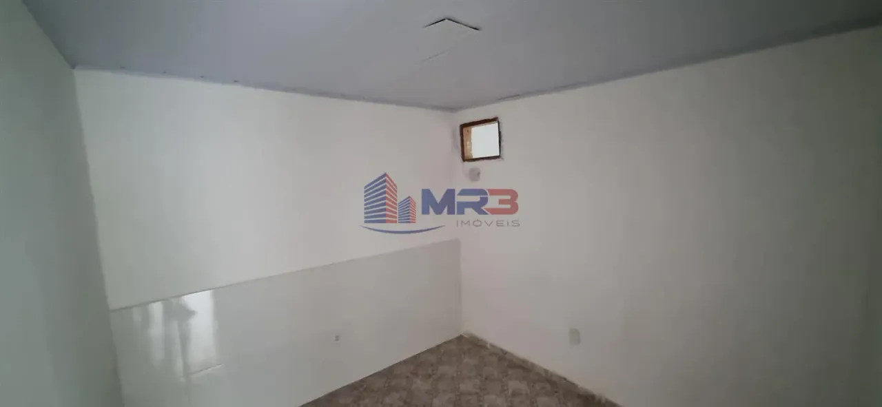House with 1 bedroom and 1 bathroom, no parking — photo 7