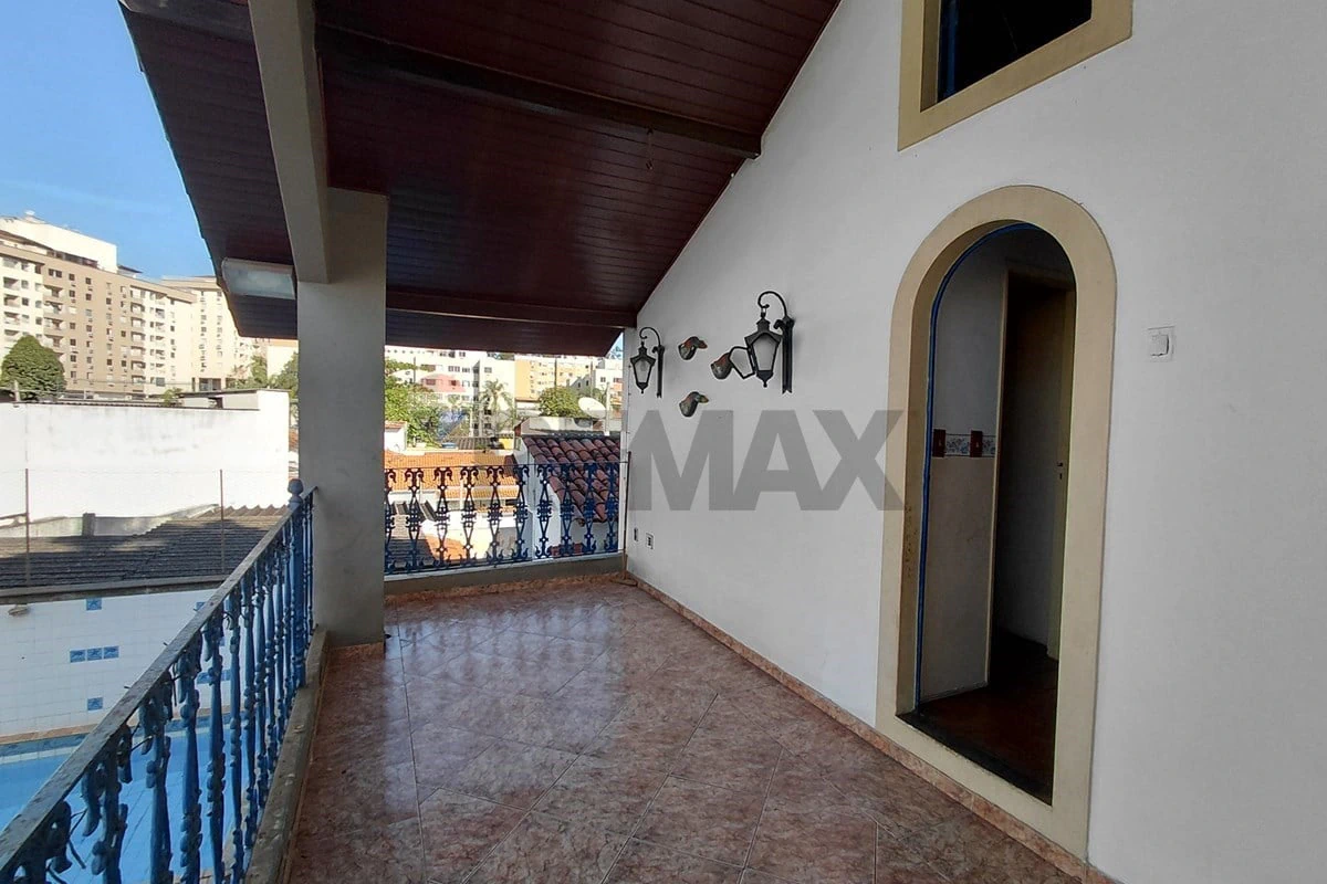 Furnished 289 m² house with 4 bedrooms and sauna — photo 12