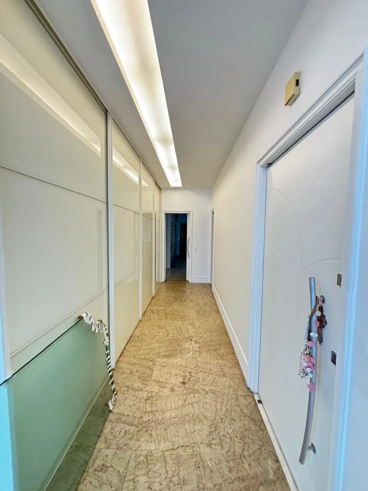 Apartamento sem mobília com ar-condicionado e 4 quartos — photo 8