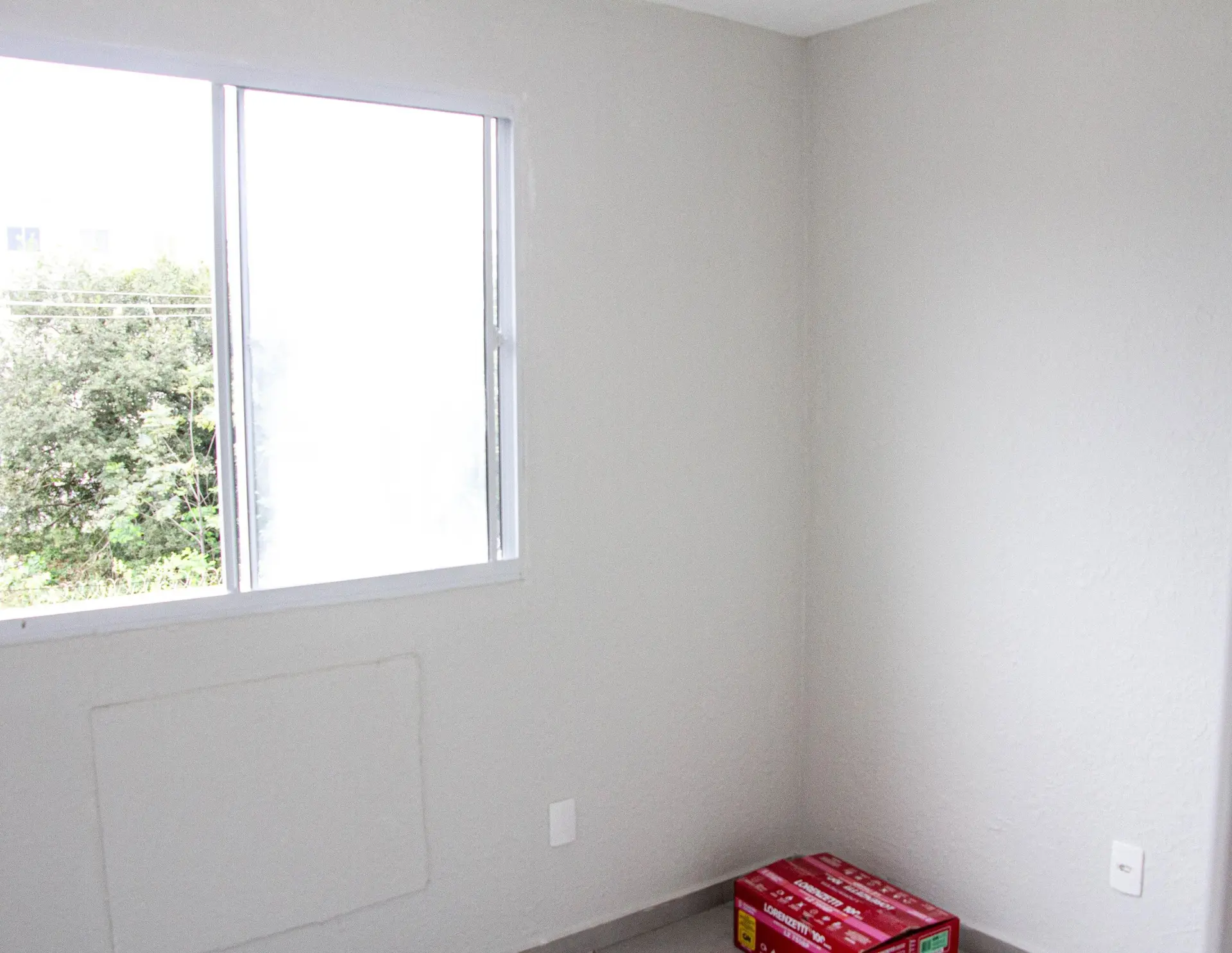Unfurnished 2-bedroom rental with 1 parking spot — photo 5