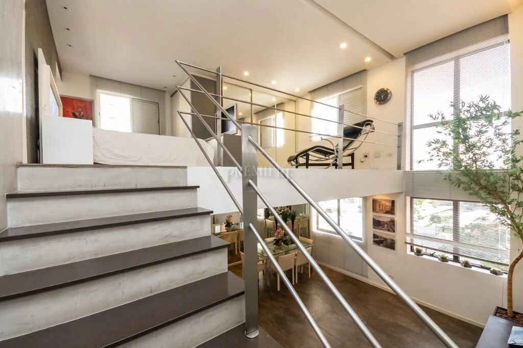 One-bedroom apartment with a bathtub in Curitiba — photo 17